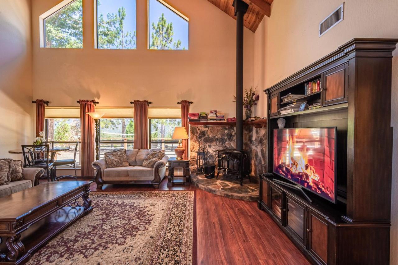אוקהורסט Mountain View Playhouse Near Yosemite & Bass Lake מראה חיצוני תמונה